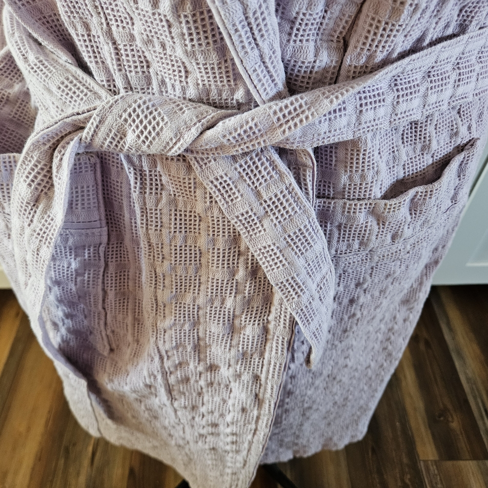 Lavender Textured Robe - Picture 3 of 5